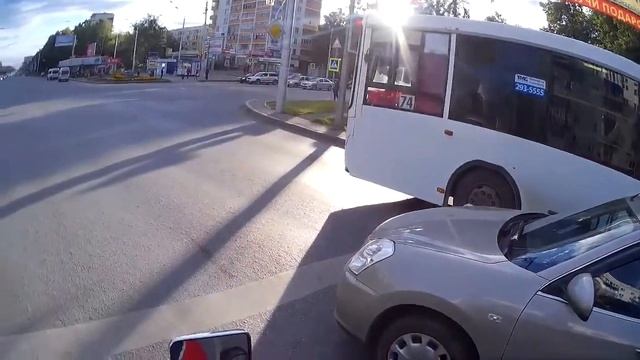 On the run Honda VRX400 #13 смотреть онлайн