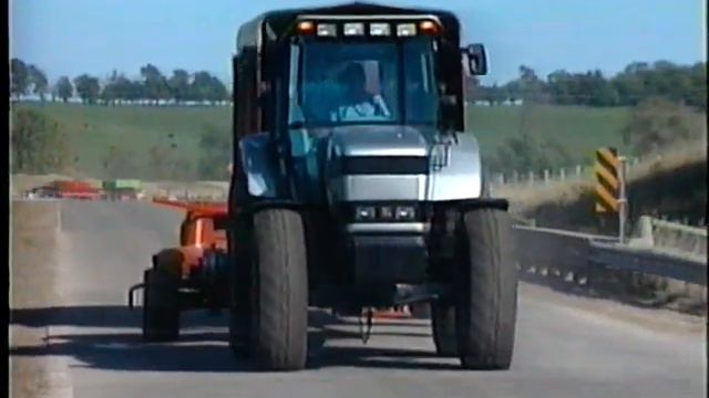 White 6100 Series Powershift Tractors