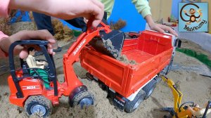 Экскаватор, погрузчик и самосвал строят мост - Машинки Игрушки. Манкиту