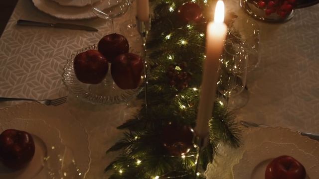 Идеи для новогодней сервировки | украшаем стол в разных стилях | HOFF смотреть онлайн