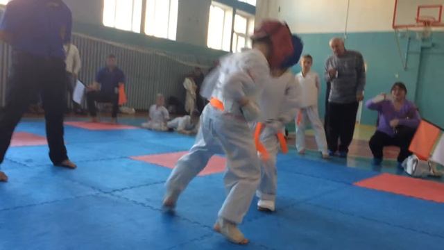 киокушинкай каратэ дети 8-9 лет до 30 кг Владивосток Исаков Даниил vs Тенятников Семен Финал смотреть онлайн