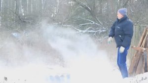 Жизнь в лесной деревне. Разбираем сарай на морозе. Мы зажгли дровяную печь