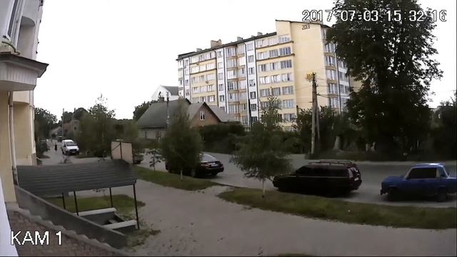 Пример работы HD-TVI камеры HikVision DS-2CE56D0T-IT3 (3.6 мм) смотреть онлайн