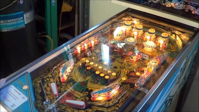 SILVERBALL PINBALL MACHINE - BY BALLY 1980 смотреть онлайн