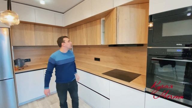 Угловая кухня с антресолями под потолок смотреть онлайн