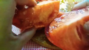 томат  Эм -чемпион в разрезе./#деревенскоесело