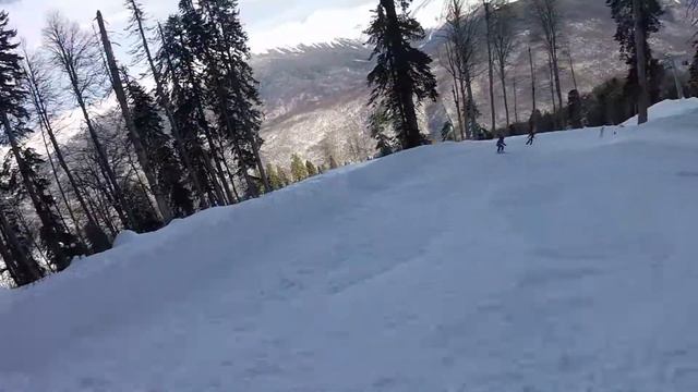 Роза Хутор трасса Обер Хутор красная (с высоты 1600) (длина 2580м) смотреть онлайн