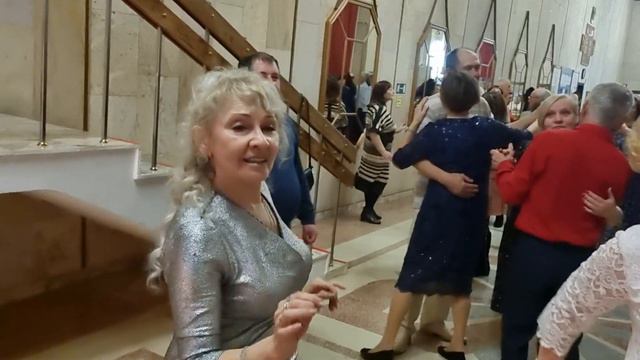 А над озером туман #танцы 8 марта 2024 г. смотреть онлайн