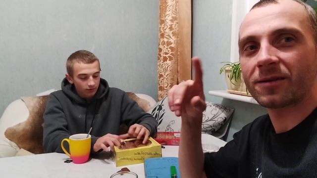 Мама купила для Мурчика одежду.И также попала в неловкую ситуацию смотреть онлайн