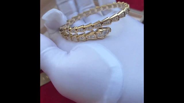 Unboxing Video | Bulgari Viper Serpenti Bracelet, Yellow Gold, Full Pavé Diamonds