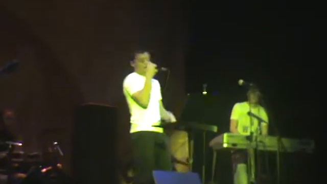 Александр Павлик - The show must go on.MPG смотреть онлайн