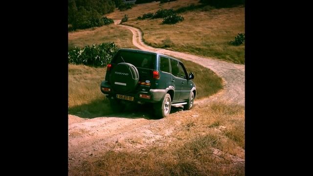 Nissan Terrano VS Hyundai Terracan