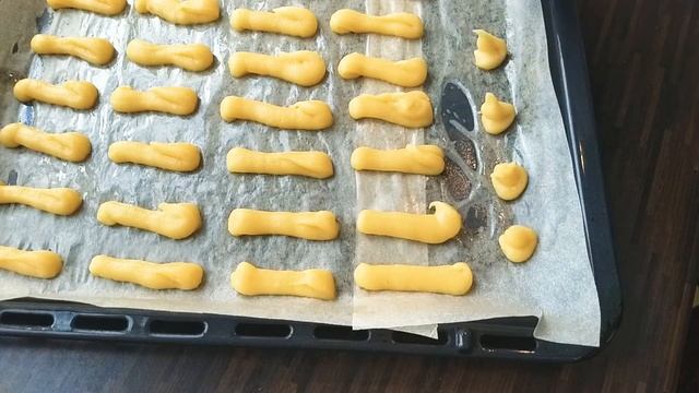 Торт "Дамские пальчики" или "Поленница"!Из заварного теста! Попробуем?) смотреть онлайн