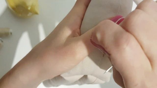 Как правильно зашить игрушку / потайной шов смотреть онлайн