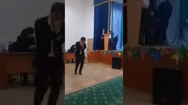 Серикбол Сайлаубектин фанаты. смотреть онлайн
