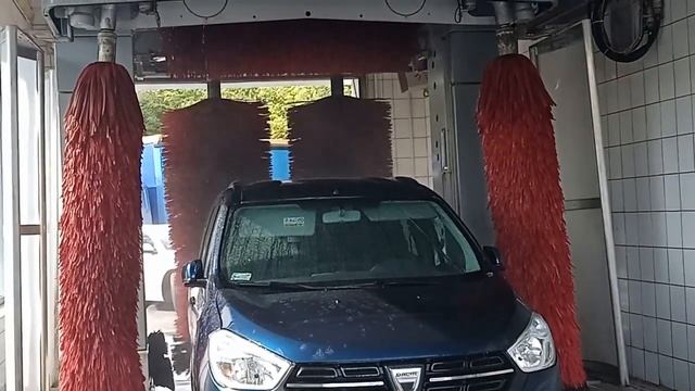 Рубрика No Comments. Автоматическая автомойка. Польша. Варшава смотреть онлайн