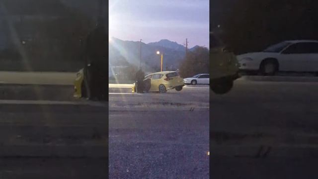Curb 2 Dumbass drivers 0 смотреть онлайн