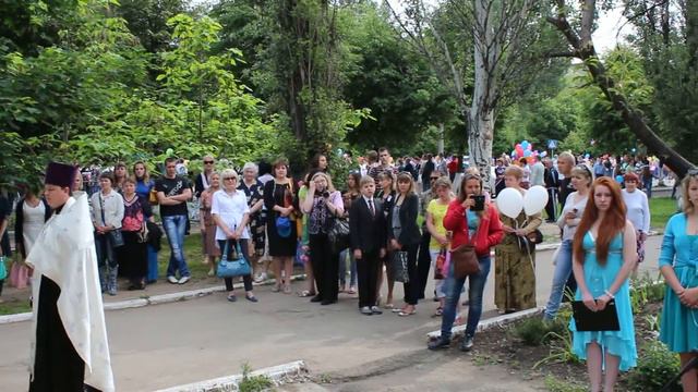 Литургия по убиенным детям в Горловке смотреть онлайн