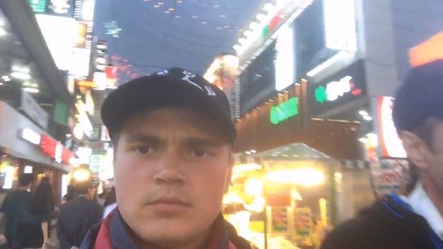 Южная Корея 2021 Сувон Много возмущенных женщин South Korea Suwon Outraged Women