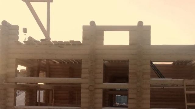 Строительство дома из оцилиндрованного бревна смотреть онлайн