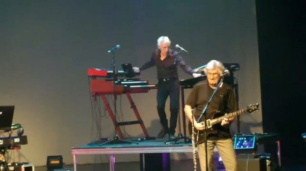 Morse Code "QU'EST-CE QUE T'AS COMPRIS" Ville St-Laurent Montréal Québec Canada 11 Juin 2022