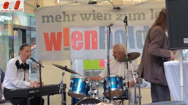 Trio Live - Hannes Jaric, Herbert Novacek & Rudi Staeger. Wien Street by RussianAustria (FHD) смотреть онлайн