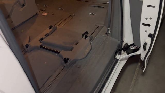 How to remove the middle row seat 2011-2020 toyota sienna van DIY video #toyotasienna #seat #toyota смотреть онлайн