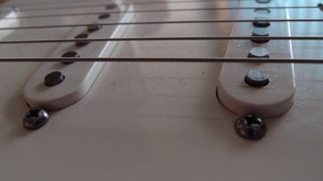A Strat with disconnected tone controls смотреть онлайн