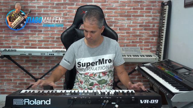 ROLAND VR-09b  (FACTORY SOUNDS) By TIAGO MALLEN #roland #tiagomallen #tecladista #sintetizador