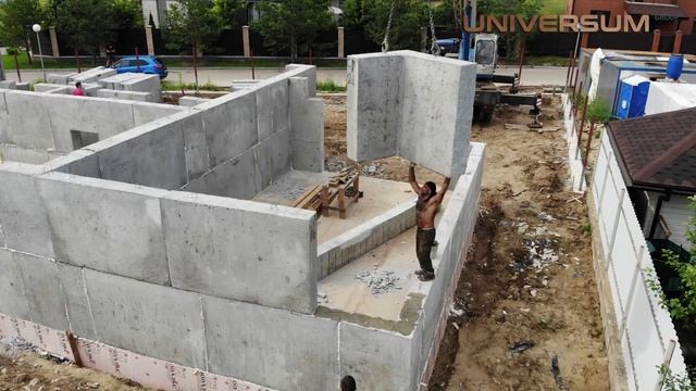 Монтаж стен дома в КП 