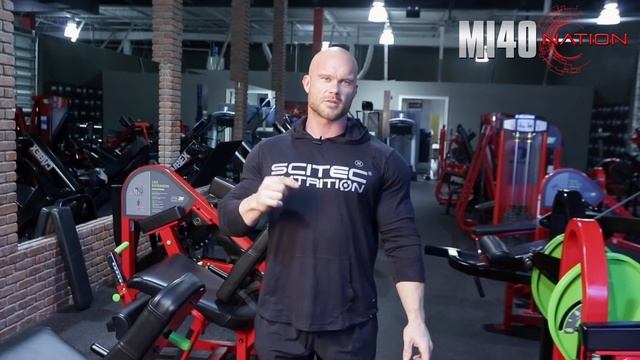Lifting Heavy in Bodybuilding. Should You Train Heavy? смотреть онлайн