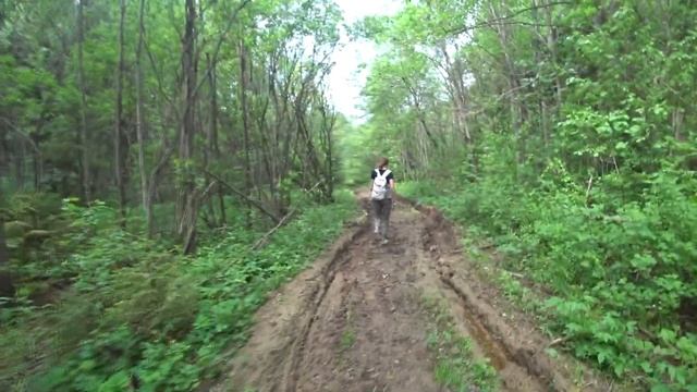 Мы не ищем легких путей! Поход через дремучий лес к таинственному озеру! смотреть онлайн