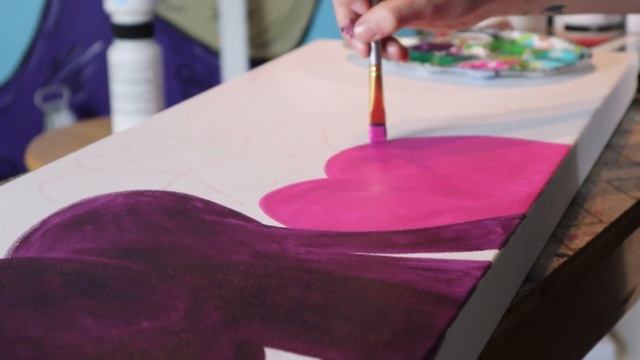 CREATING A GROOVY PAINTING IN THE STUDIO! (This canvas is huge!) |RIN| смотреть онлайн