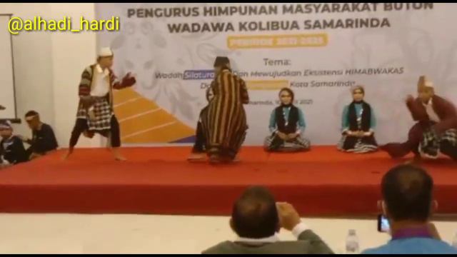 Tari Kreasi Linda Manca oleh (Sanggar Seni Sapati Buton) Cabang Samarinda смотреть онлайн