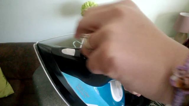 Bosch SensorSecure 3000w Iron Review смотреть онлайн