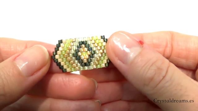 Miyuki Bracelet with Brick Stitch - Easy Technique for beginners смотреть онлайн