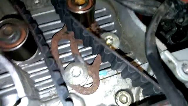 Ducati 1100расположение натяжных роликов ГРМчасть 4