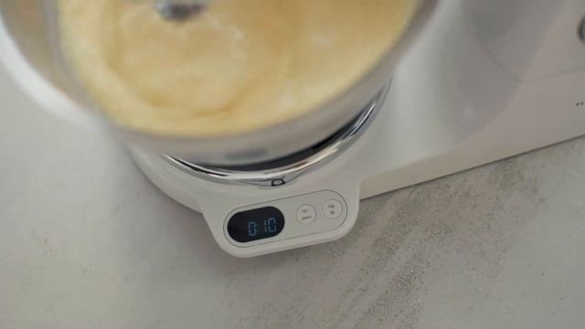 KENWOOD TITANIUM CHEF BAKER XL KVL65 Keukenrobot / Robot De Cuisine - Productvideo Vandenborre.be