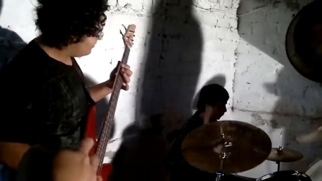 Sound Banks Dig Up Her Bones band cover смотреть онлайн