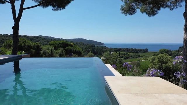 TENDANCE PISCINE : La vue mer dans le Var смотреть онлайн