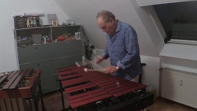 Skating in Central Park смотреть онлайн