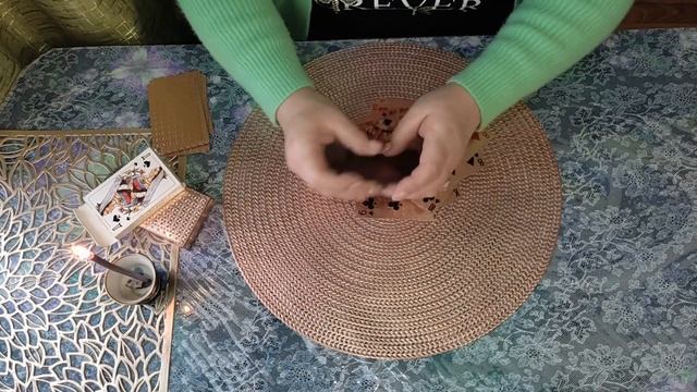 Простит ли Крестовая Дама Бубнового Короля? смотреть онлайн