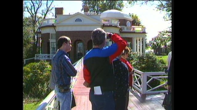 Monticello - taking a tour of Thomas Jefferson's home. смотреть онлайн