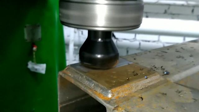 Фрезеруем основание для станка смотреть онлайн