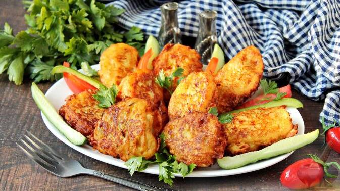 Вкусный кляр для нежной рыбки.
РЫБА В КЛЯРЕ НА КЕФИРЕ С КАБАЧКОМ