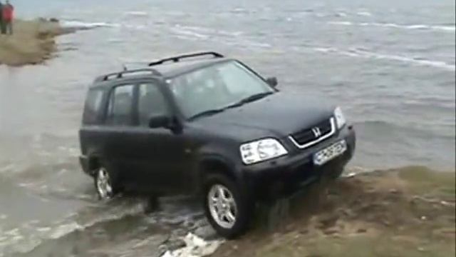 Honda CRV as a cheap, daily driver, bug out vehicle смотреть онлайн