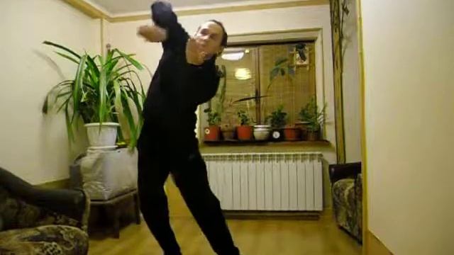 Таран Е В выполняет определенный элемент движения 12 смотреть онлайн