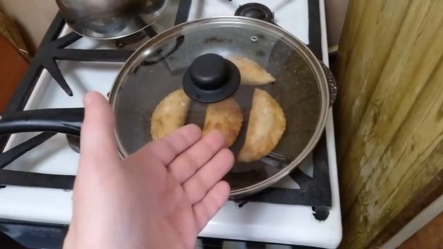 Как разогреть чебуреки замороженные полуфабрикаты ? смотреть онлайн