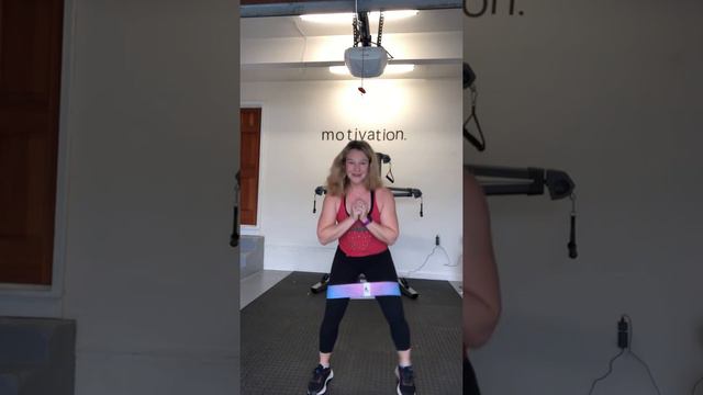 45 minute Strength workout 3/25/20 смотреть онлайн