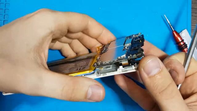 КАК РАЗОБРАТЬ ZTE BLADE V8/ZTE BLADE V8 ИНСТРУКЦИЯ ПО РАЗБОРКЕ смотреть онлайн